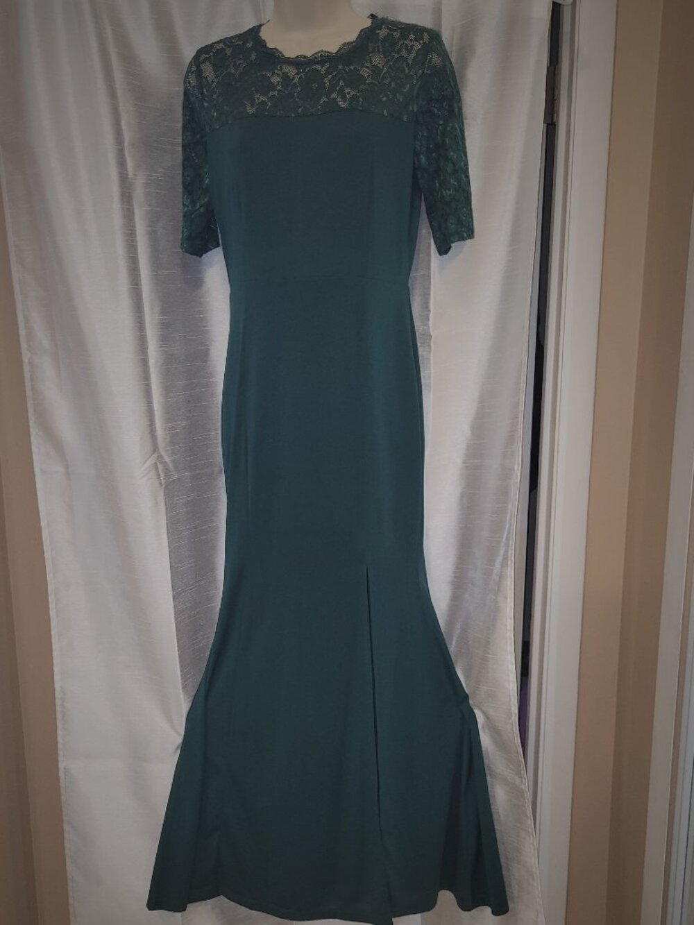 Gown NWT Emerald Green